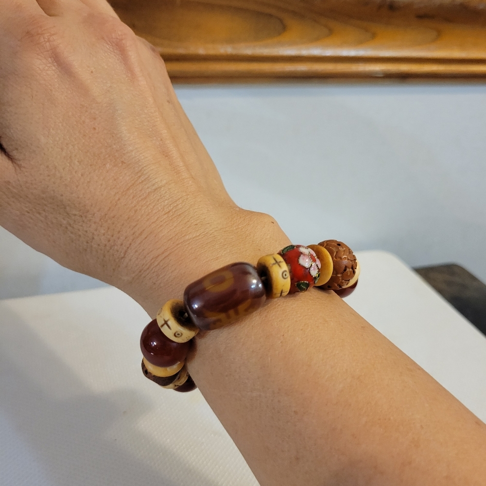 Beaded casual stretchy bracelet